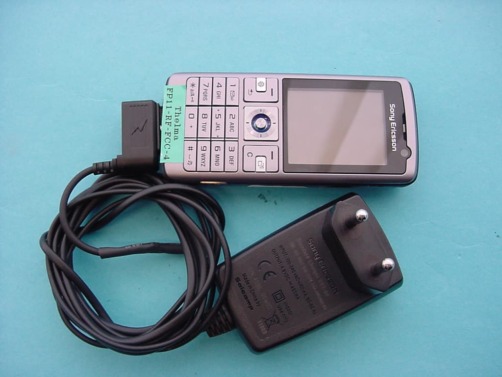 Licensed Transmitter - FCC ID PY7AD022041 - Sony Corporation (3)