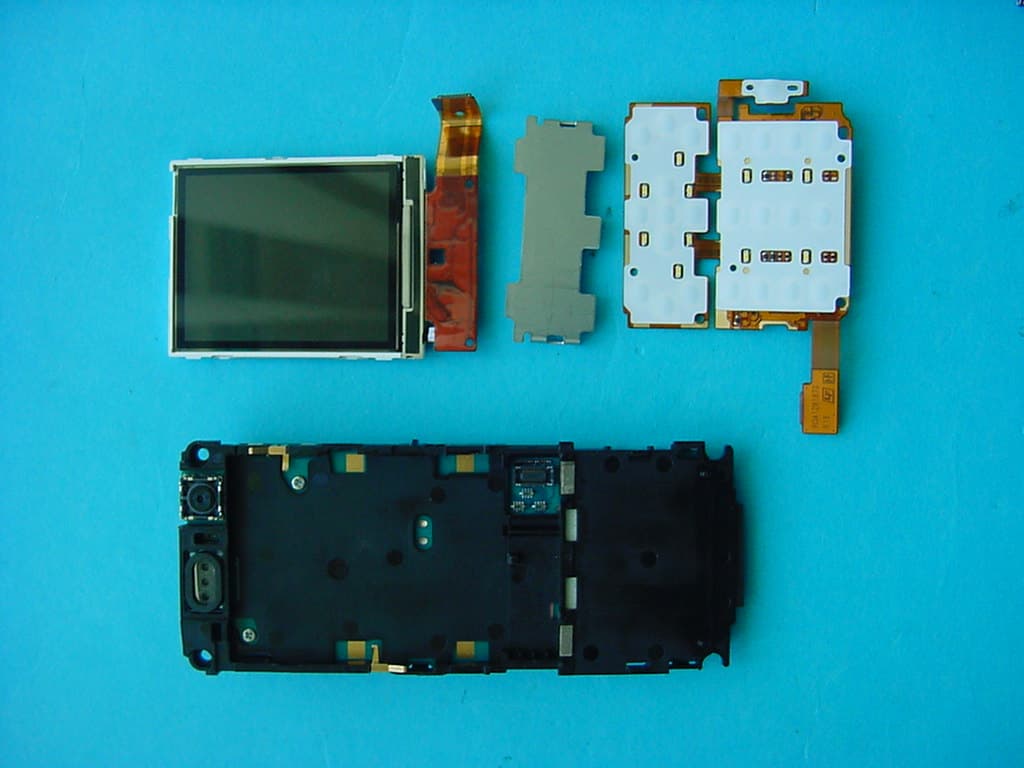 Licensed Transmitter - FCC ID PY7AD022042 - Sony Corporation (1)