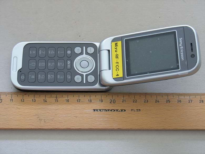 Licensed transmitter - FCC ID PY7AD022044 - Sony Corporation