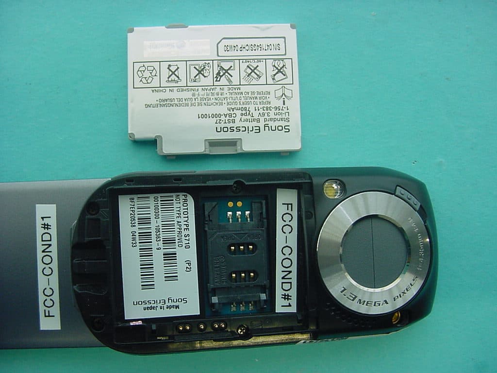Licensed Transmitter - FCC ID PY7AF031021 - Sony Corporation (5)