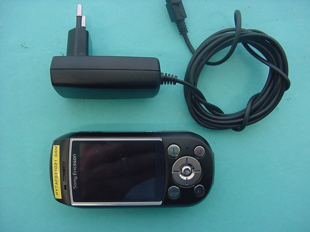 Licensed Transmitter - FCC ID PY7AF031021 - Sony Corporation (3)
