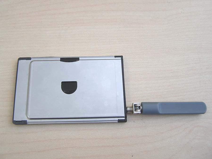 GSM 850/1900 PCMCIA card - FCC ID PY7F1041011 - Sony Corporation (1)