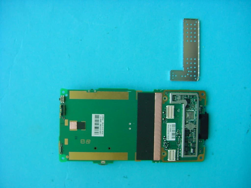 GSM 900/1800/1900 phone with GPRS and Bluetooth - FCC ID PY7FB022011 - Sony Corporation (2)