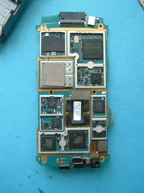 Licensed Transmitter - FCC ID PY7FD022011 - Sony Corporation (1)