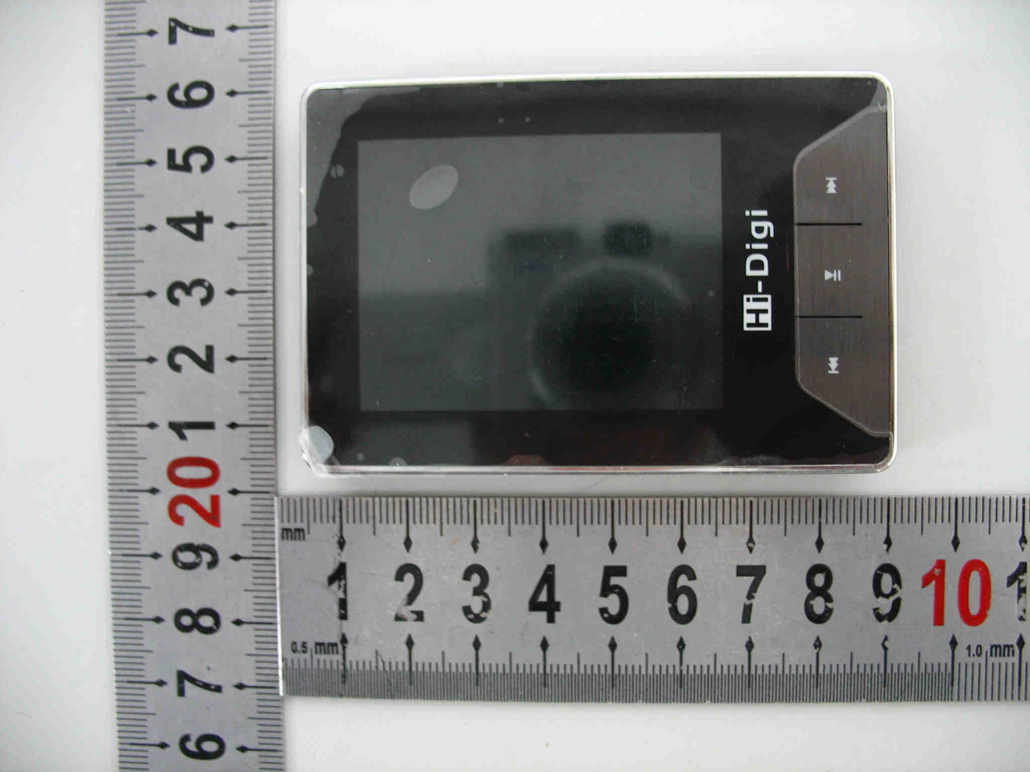 MP3 Player - FCC ID PY9MP935B2001 - Elelux International Ltd. (2)