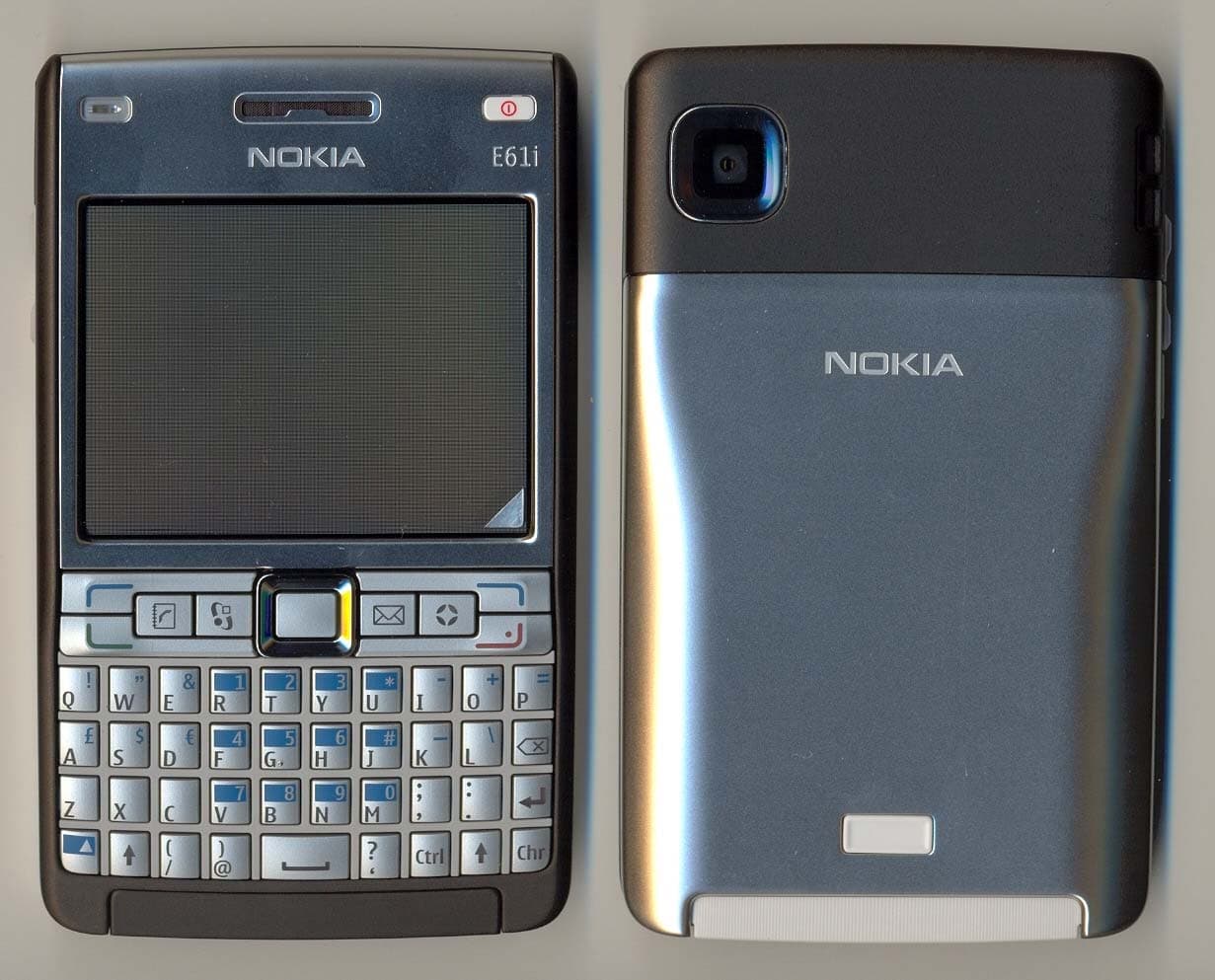 Quad band GSM / WCDMA cellular phone - FCC ID PYARM-227 - Microsoft Corporation