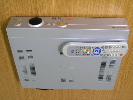 Cable Set-top Box - FCC ID PZ8HSC-880HNA - Hyundai Digital Technology Co., Ltd. (4)
