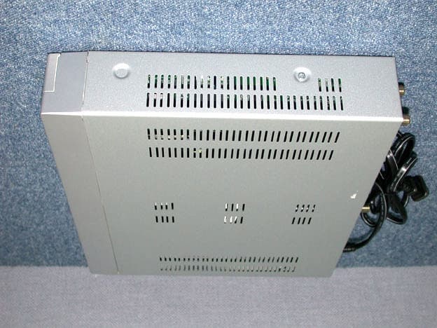 Digital Satellite Receiver - FCC ID PZ8PANSAT330A - Hyundai Digital Technology Co., Ltd. (4)