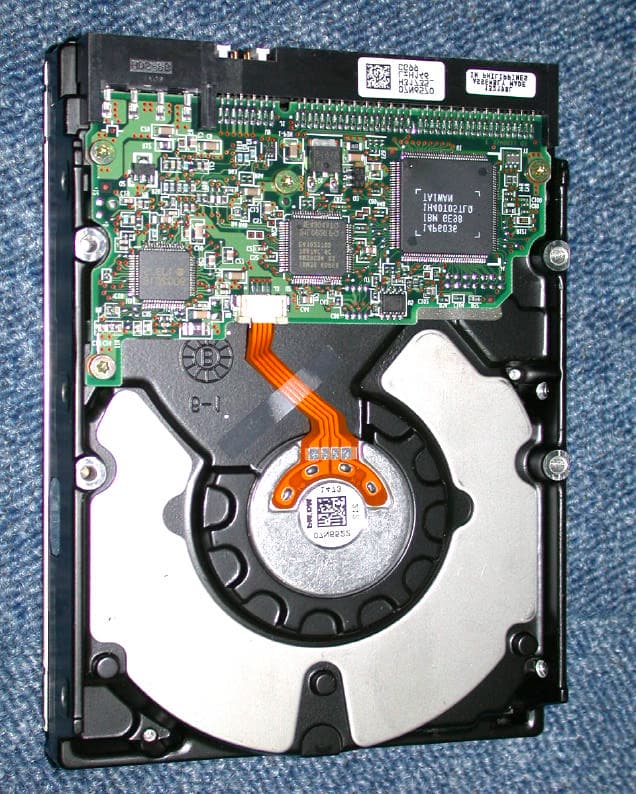 Digital Satellite Receiver - FCC ID PZ8PANSAT700HC - Hyundai Digital Technology Co., Ltd. (2)