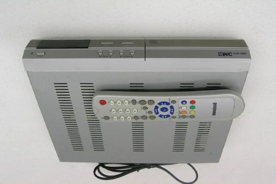 Digital Cable Receiver - FCC ID PZ8STB-100H - Hyundai Digital Technology Co., Ltd. (2)