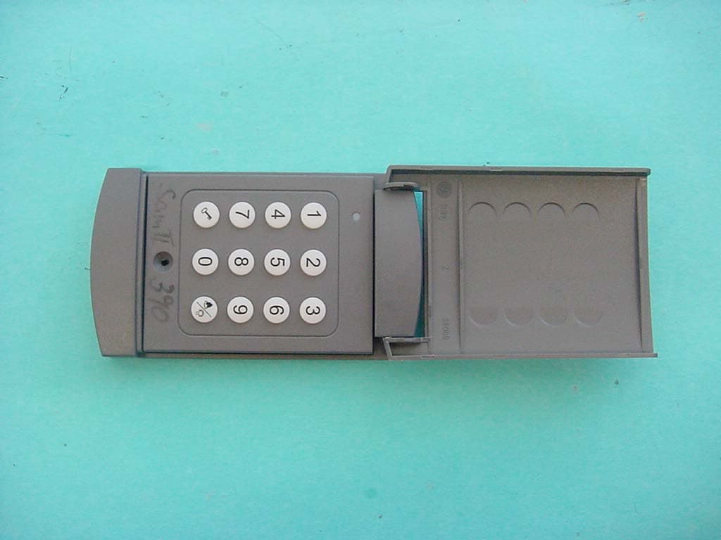 Remote Control Transmitter - FCC ID PZI-390FCT3B - Hörmann KG Antriebstechnik