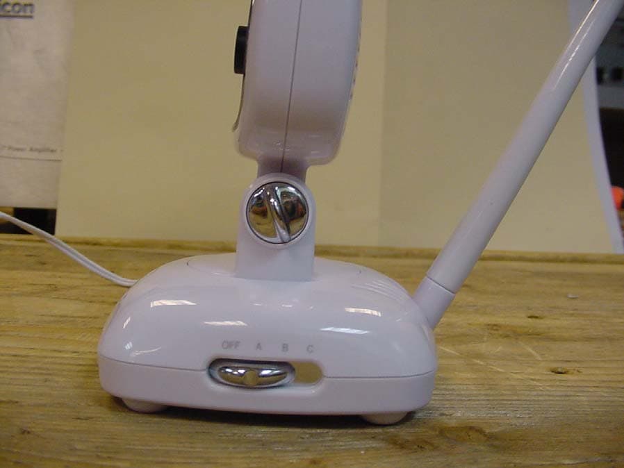 900 MHz DAY AND NIGHT VIDEO MONITOR - FCC ID PZK222T - Summer Infant, Inc. (2)