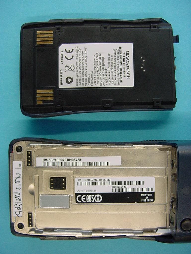 Portable phone used in a networked system - FCC ID PZLMC9620SG2UM - EADS-Defense & Security Networks