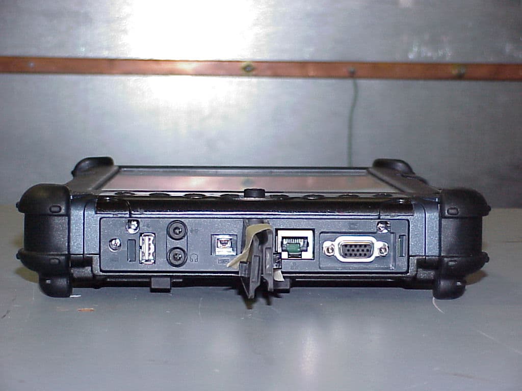Tablet PC with integrated WLAN Card - FCC ID Q2GIX104-002S - Xplore Technologies Corp. (3)