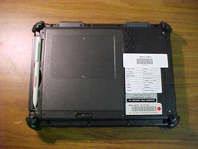 Tablet computer with wireless radios - FCC ID Q2GIX104-111 - Xplore Technologies Corp. (2)