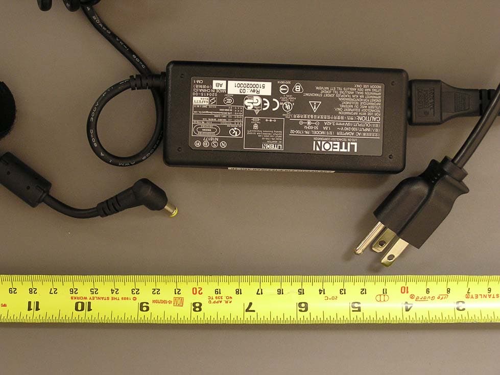 Tablet PC with WLAN and CDMA transmitters - FCC ID Q2GIX104-143 - Xplore Technologies Corp. (2)