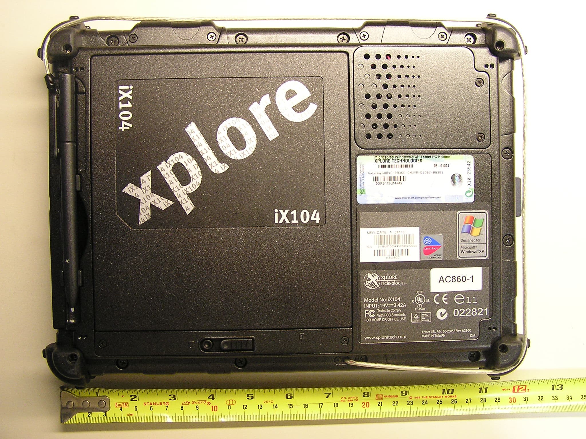 Tablet PC with GSM/EGPRS/WCDMA transmitter - FCC ID Q2GIX104-145 - Xplore Technologies Corp. (2)