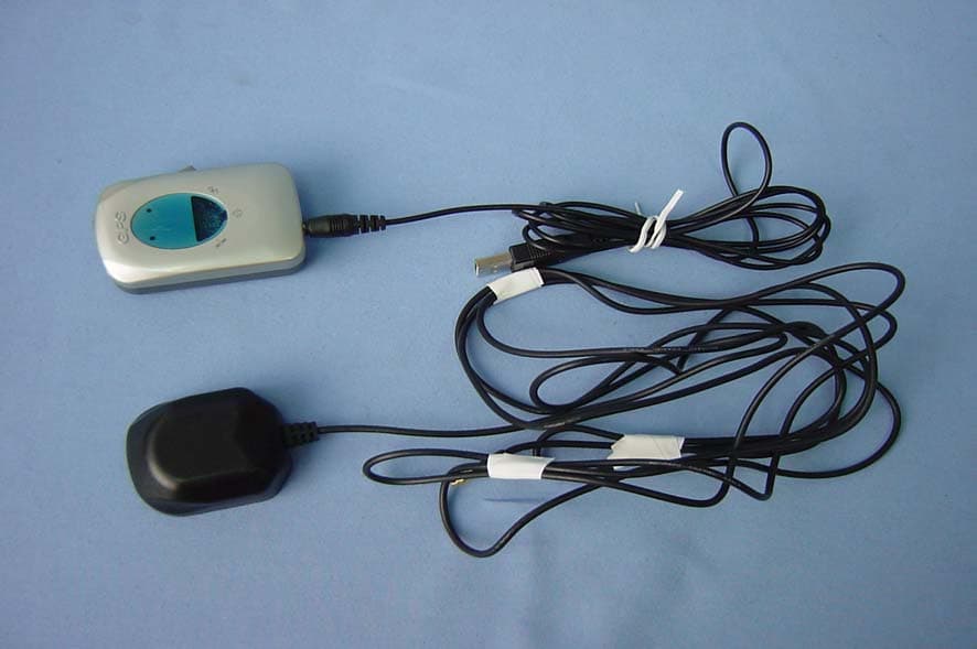 Bluetooth GPS - FCC ID Q2L-01010100 - Chih-Kan Technology Co., Ltd.