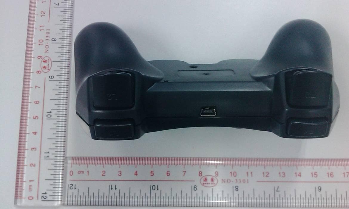 PS3 BLUETOOTH CONTROLLER - FCC ID Q2VBTCT5K02047 - MAXWISE Production Enterprise Ltd. (4)