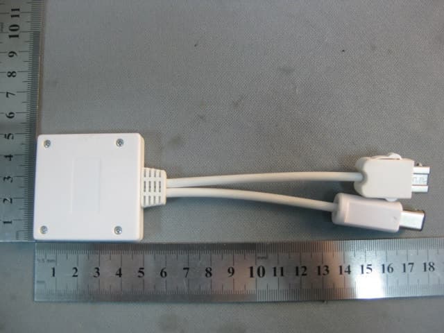 Wireless Controller for Gamecube and Wii - FCC ID Q2VRFPCMWD04 - MAXWISE Production Enterprise Ltd. (2)