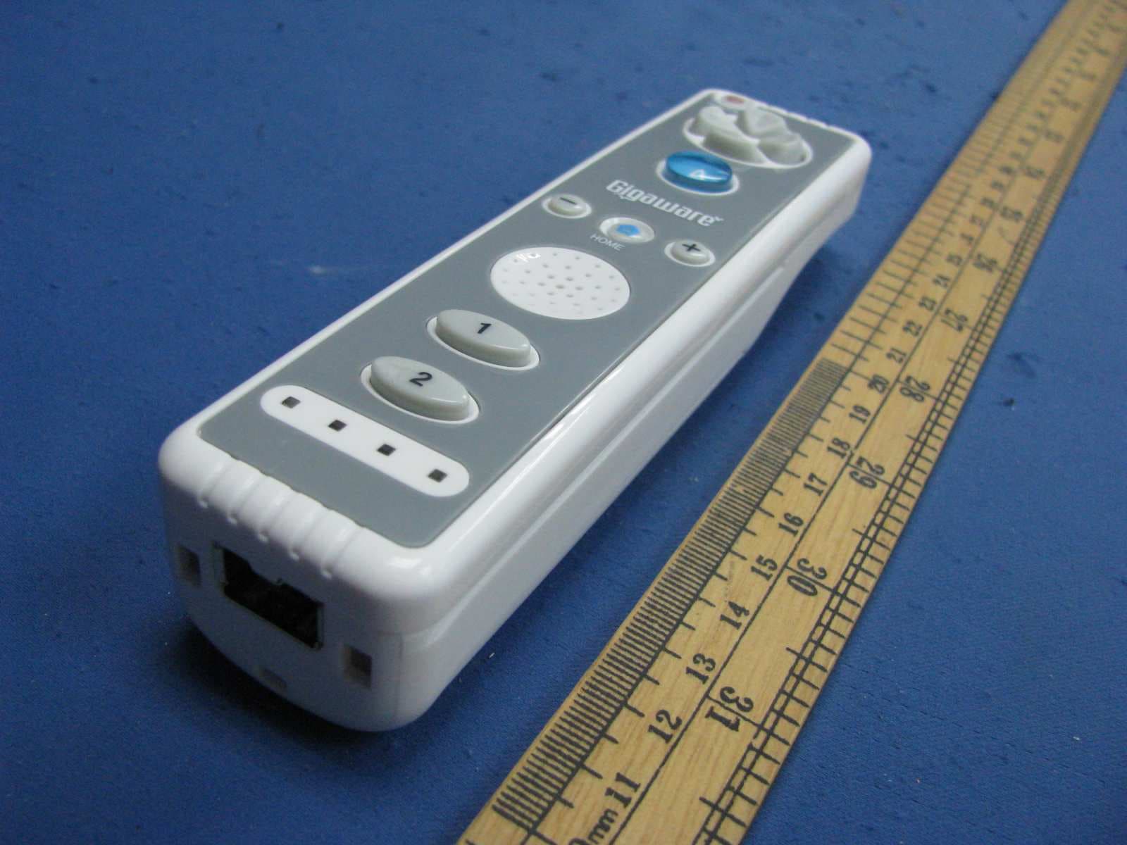 Wii Remote - FCC ID Q2VWIIRM5D20030R - MAXWISE Production Enterprise Ltd. (3)