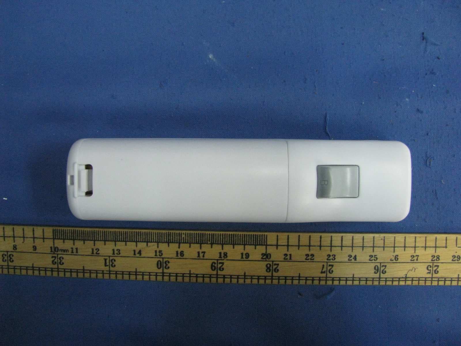 Wii Remote - FCC ID Q2VWIIRM5D20030R - MAXWISE Production Enterprise Ltd. (2)