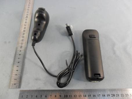 WII Mini Remote Bundle - FCC ID Q2VWIIRMB5D04036 - MAXWISE Production Enterprise Ltd. (3)