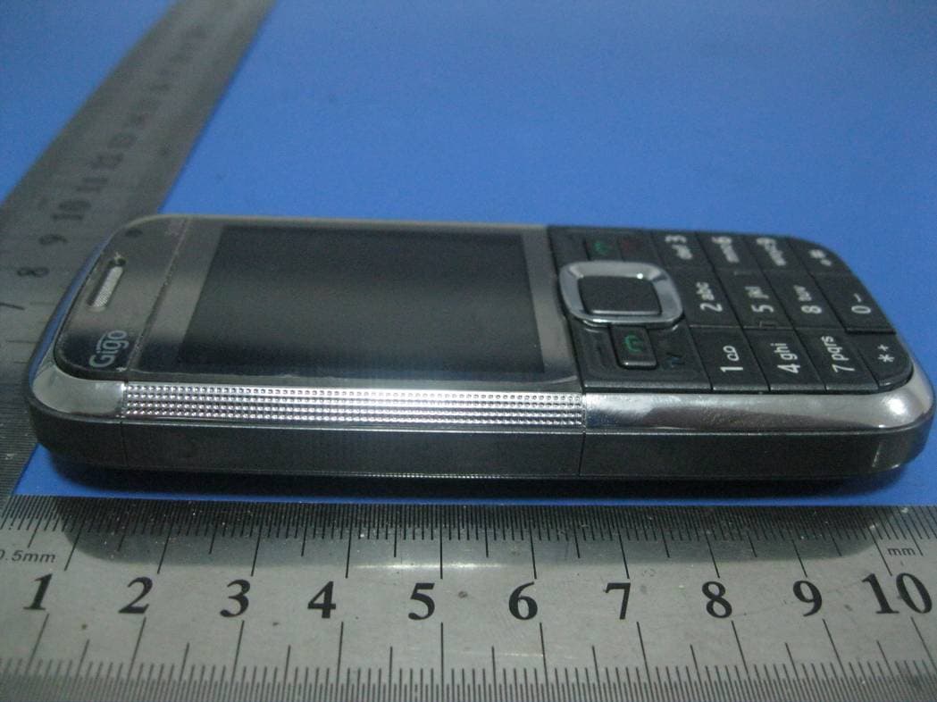 GSM MOBILE PHONE - FCC ID Q2YST5130 - p.Lachman (HK) ltd (3)