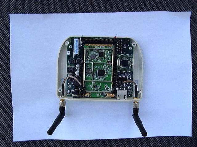 AeroScout Location Receiver - FCC ID Q3HBS2020-0 - AeroScout (3)