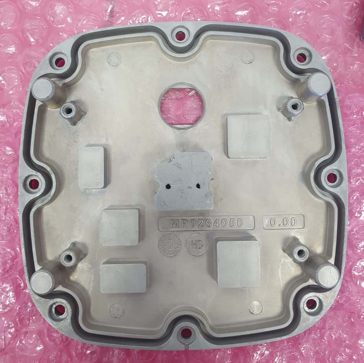 Point to point/point to multipoint 57-71 GHz radio transceiver - FCC ID Q3K-TRBR600G - Radwin Ltd.