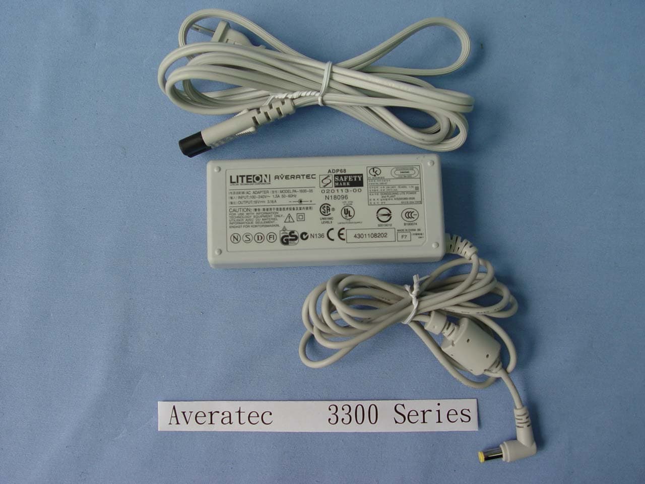 Notebook Computer w/ built-in 802.11g WLAN Module - FCC ID Q3Z3300 - Averatec Inc.,