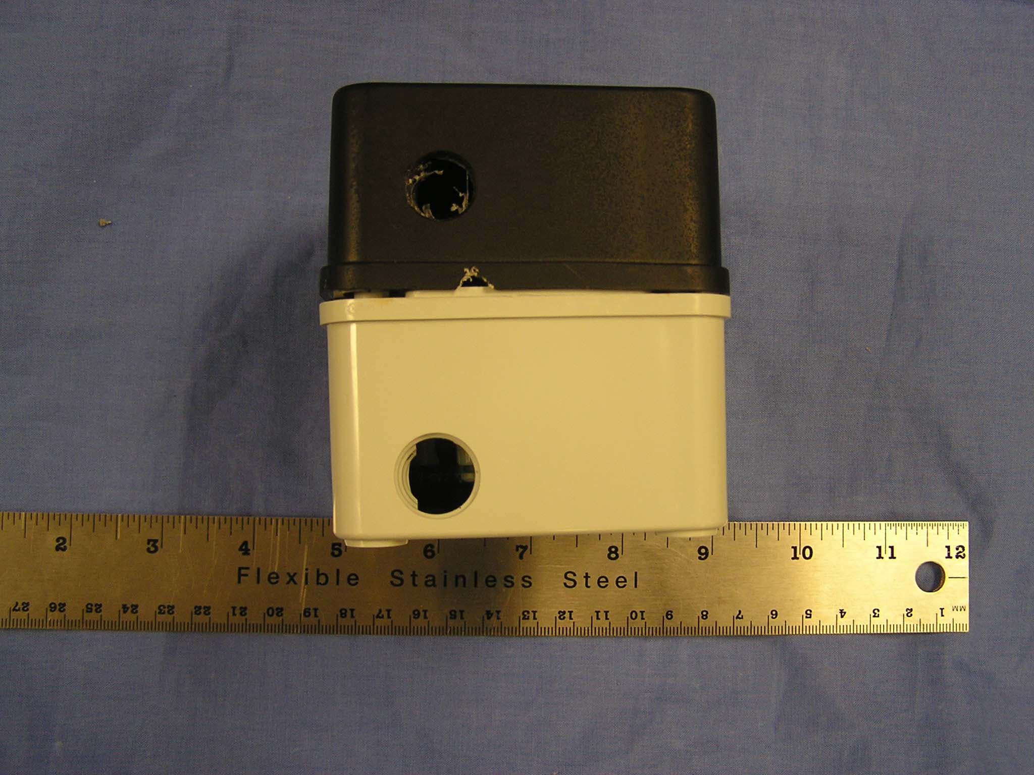 Low Power Transmitter Wireless Card Reader - FCC ID Q55VPS500A - ViVOtech, Inc. (4)