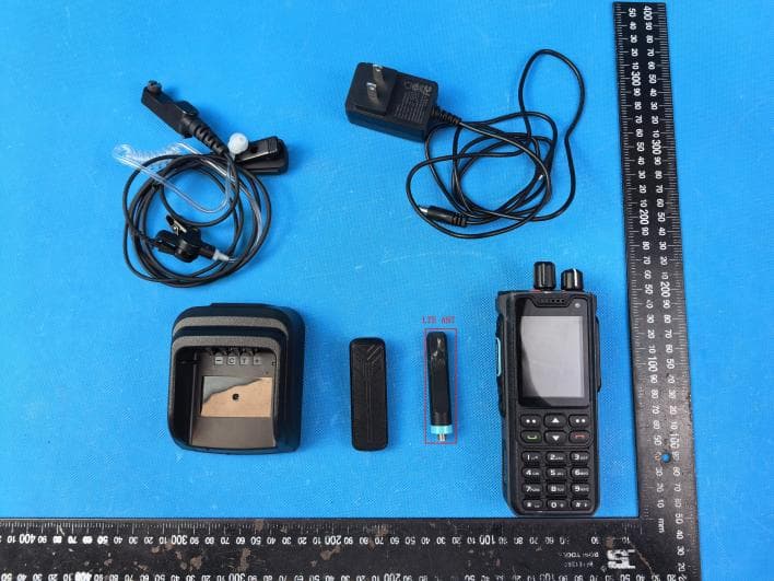 PTToC Radio - FCC ID Q5EKI60 - Kirisun Communication Co., Ltd. (4)
