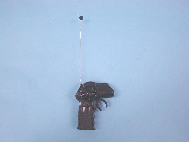 R/C ROBOT ATTACK - FCC ID Q5K12847T - K&B International Ltd.