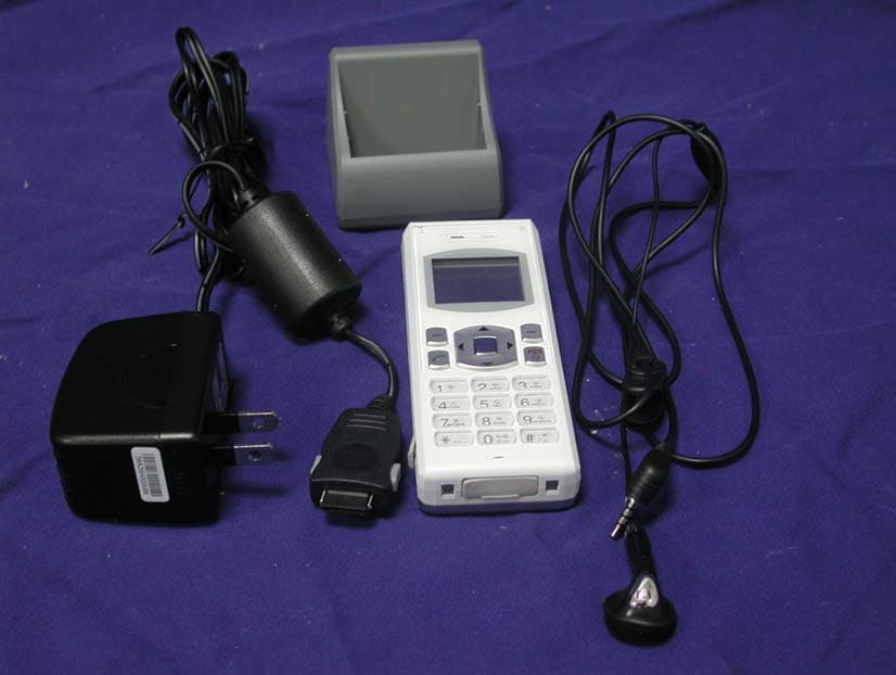 WiFi Phone - FCC ID Q5S-SS28 - Fi Win Inc (2)