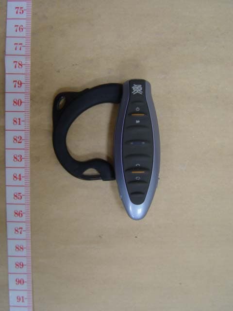 Bluetooth Headset - FCC ID Q5TBT400G52004810 - Bluetake Technology Co., Ltd. (4)