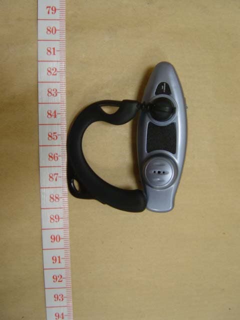 Bluetooth Headset - FCC ID Q5TBT400G52004810 - Bluetake Technology Co., Ltd. (3)