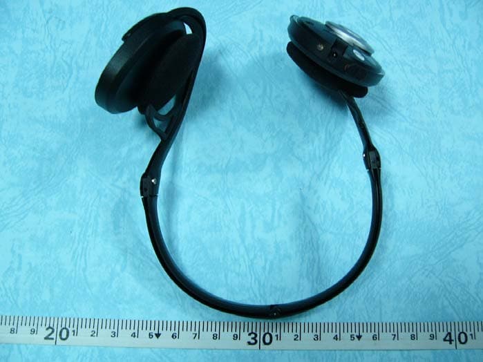 Bluetooth Stereo Headphone - FCC ID Q5TBT420RX0511A - Bluetake Technology Co., Ltd. (5)