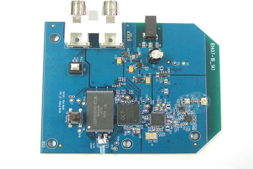 BT460 Audio Station Transmitter - FCC ID Q5TBT460TX2004512 - Bluetake Technology Co., Ltd. (2)