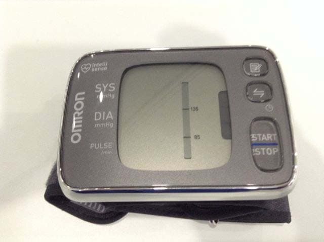 Blood Pressure Monitor - FCC ID Q6ZHEM6321T - OMRON HEALTHCARE Co.,Ltd (2)