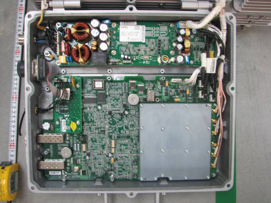 CDMA Remote Radio Unit-8860 - FCC ID Q78-C806 - ZTE Corporation (4)
