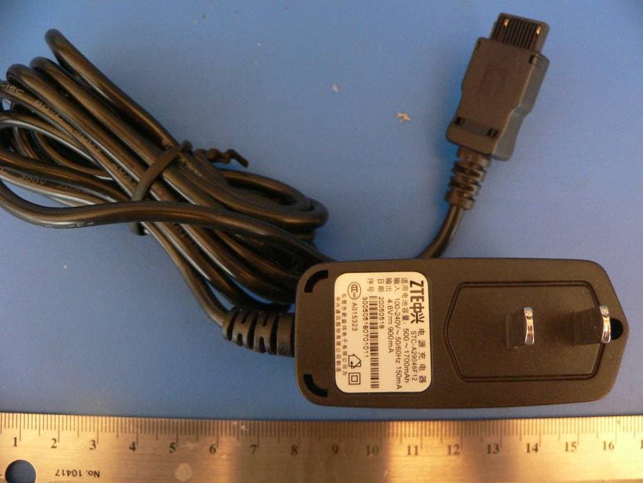 800 MHz CDMA2000 1X Mobile Phone - FCC ID Q78-G650 - ZTE Corporation (3)