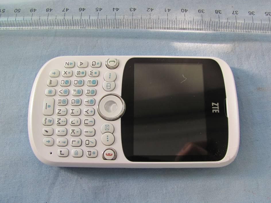 GSM Dual Band GPRS Digital Mobile Phone - FCC ID Q78-GR260 - ZTE Corporation (3)