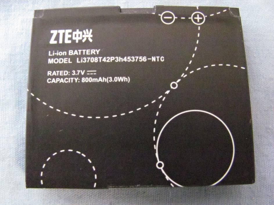 GSM Dual-Band GPRS Digital Mobile Phone - FCC ID Q78-MOVISTARVEGA - ZTE Corporation (3)
