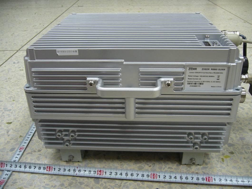 Outdoor GSM/UMTS Dual Mode Remote Radio Unit - FCC ID Q78-R8860EGU198B - ZTE Corporation (4)