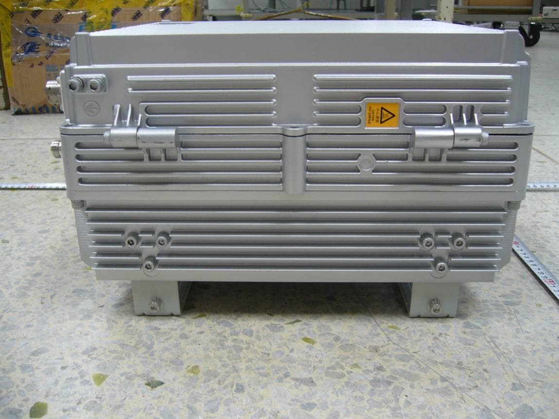Outdoor GSM/UMTS Dual Mode Remote Radio Unit - FCC ID Q78-R8860EGU198B - ZTE Corporation (5)