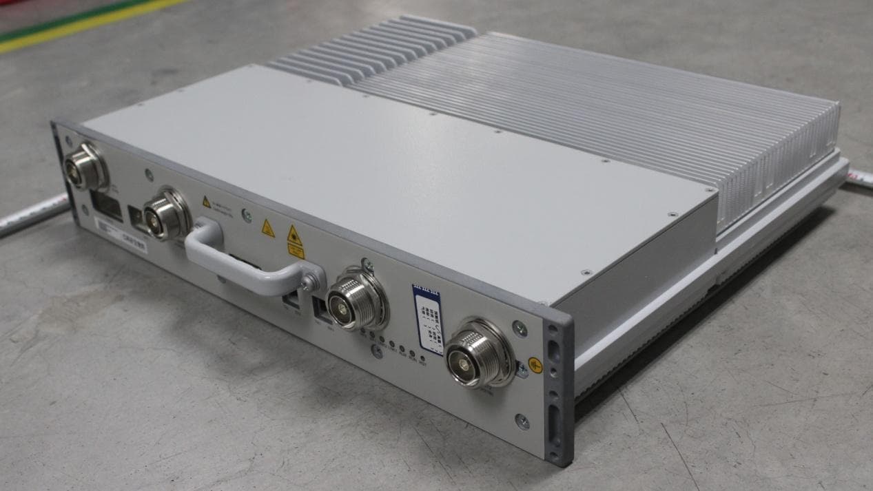 ZXSDR RSU82 S1900 is RSU Macro Radio Remote Unit. - FCC ID Q78-RSU82S1900 - ZTE Corporation (2)