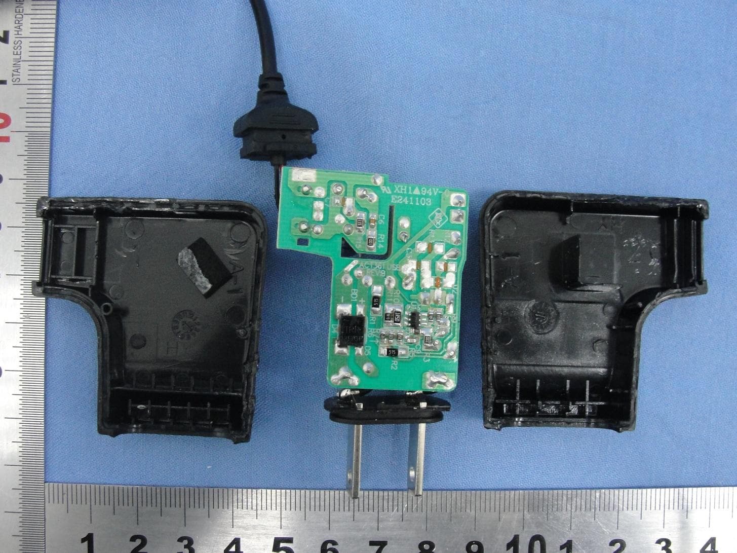 WCDMA/GSM (GPRS) Dual-Mode Digital mobile phone - FCC ID Q78-Z331 - ZTE Corporation (3)