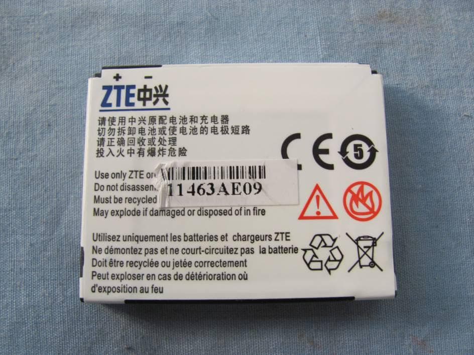 GSM Quad-Mode Digital Mobile Phone - FCC ID Q78-ZTEGV821 - ZTE Corporation