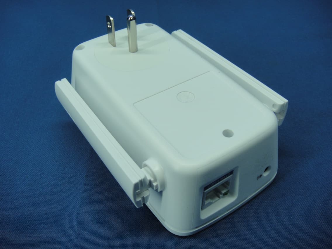 Wireless Extender - FCC ID Q87-RE6700 - LINKSYS LLC (3)